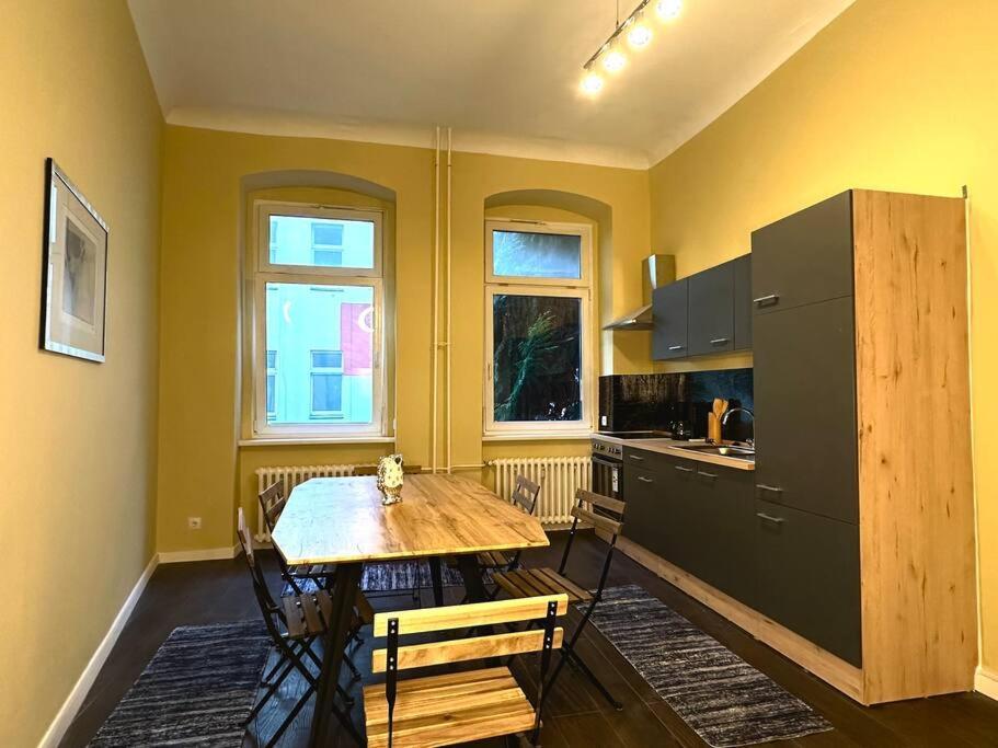 Apartment Schoenes Grosses Im Zentrum Berlins